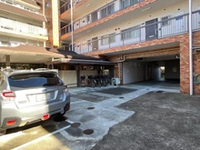 【東京都/新宿区若松町】近鉄ハイツ新宿 駐車場