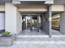 【千葉県/浦安市堀江】ベルジェンド浦安 エントランス