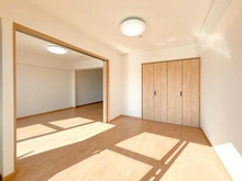 【東京都/江東区枝川】リバーサイドタウン木場南スカイハイツ 洋室：（左）リビングダイニング