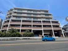 【神奈川県/横浜市旭区鶴ケ峰本町】ステイツ鶴ヶ峰 外観