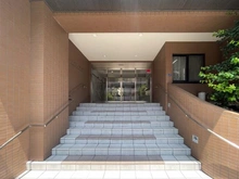 【神奈川県/横浜市旭区鶴ケ峰本町】ステイツ鶴ヶ峰 アプローチ