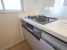 【神奈川県/横浜市神奈川区反町】ベルハウス横浜反町 三口コンロ