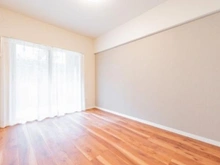 【神奈川県/横浜市戸塚区川上町】ブレスタージュ東戸塚2 洋室：約6.0帖（南西側）