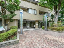 【神奈川県/横浜市鶴見区市場上町】コープ野村バードウッド鶴見 3番館 エントランス