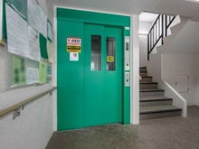 【神奈川県/横浜市鶴見区市場上町】コープ野村バードウッド鶴見 3番館 エレベーター