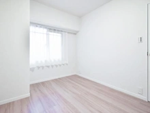 【神奈川県/横浜市旭区本村町】ライオンズマンション二俣川 洋室：約4.7帖