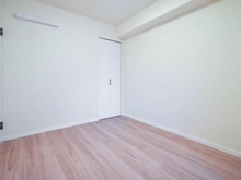 【神奈川県/横浜市旭区本村町】ライオンズマンション二俣川 洋室：約4.7帖