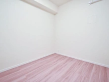 【神奈川県/横浜市旭区本村町】ライオンズマンション二俣川 洋室：約4.1帖