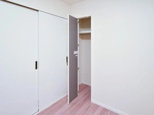 【神奈川県/横浜市旭区本村町】ライオンズマンション二俣川 収納