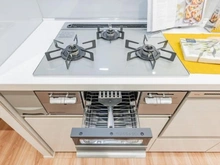 【神奈川県/横浜市緑区青砥町】クレストフォルム中山 三口コンロ