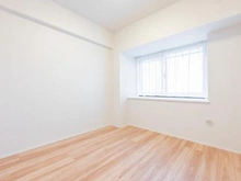 【神奈川県/横浜市緑区青砥町】クレストフォルム中山 洋室：約5帖