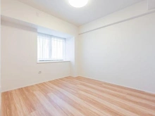 【神奈川県/横浜市緑区青砥町】クレストフォルム中山 洋室：約6帖