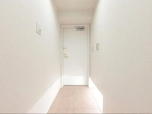 【神奈川県/横浜市緑区青砥町】クレストフォルム中山 玄関