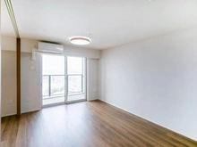 【神奈川県/横浜市旭区二俣川】グレーシアタワー二俣川 リビング・ダイニング：左：洋室約4.5帖