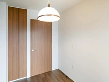 【神奈川県/横浜市旭区二俣川】グレーシアタワー二俣川 洋室：約4.5帖