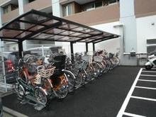 【神奈川県/横浜市南区宮元町】D’クラディア横浜マークス 駐輪場