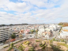 【神奈川県/横浜市泉区緑園】サン・ステージ緑園都市東の街9番館 眺望：バルコニーから