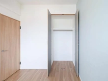 【神奈川県/横浜市泉区緑園】サン・ステージ緑園都市東の街9番館 収納