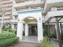 【神奈川県/横浜市泉区緑園】サン・ステージ緑園都市東の街9番館 アプローチ