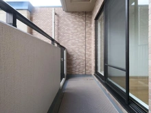 【神奈川県/横浜市泉区緑園】サン・ステージ緑園都市東の街10番館 バルコニー