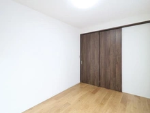 【神奈川県/横浜市泉区緑園】サン・ステージ緑園都市東の街10番館 洋室：約4.5帖