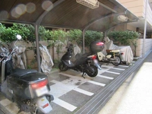 【神奈川県/横浜市泉区上飯田町】いずみ中央ガーデンハウス バイク置場