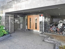 【神奈川県/横浜市磯子区東町】ブライト横濱根岸 エントランス