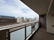【神奈川県/横浜市都筑区中川中央】ミオカステーロ港北ラヴィータ バルコニー