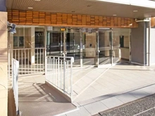 【神奈川県/横浜市都筑区中川中央】ミオカステーロ港北ラヴィータ エントランス