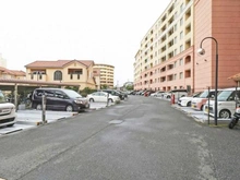 【神奈川県/横浜市瀬谷区五貫目町】マークスプリングス・メゾンA 駐車場