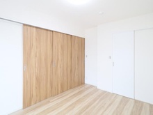 【神奈川県/横浜市南区井土ケ谷下町】ライオンズプラザ井土ヶ谷壱番館 洋室：約5.9帖