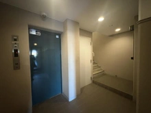 【神奈川県/横浜市泉区緑園】サン・ステージ緑園都市東の街 11番館 共用部：エレベーター