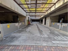 【神奈川県/横浜市泉区緑園】サン・ステージ緑園都市東の街 弐番館 駐車場