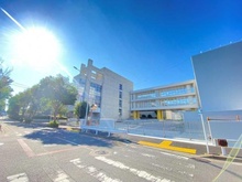 【神奈川県/横浜市泉区緑園】サン・ステージ緑園都市東の街 弐番館 横浜市立義務教育学校　緑園学園（現地より約421m）