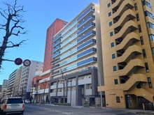 【神奈川県/横浜市中区長者町】デュオステージ関内II 外観：中央が物件