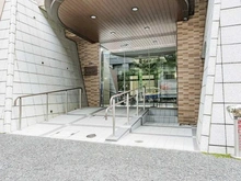 【東京都/渋谷区幡ヶ谷】アドリーム笹塚 エントランス