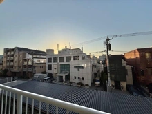 【東京都/港区高輪】ドミール高輪 眺望：洋室側のバルコニーから