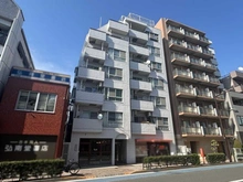 【東京都/品川区大井】大井町ビューハイツ 外観：写真中央の建物が当該マンション