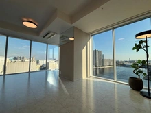 【東京都/港区港南】ワールドシティタワーズ　アクアタワー リビング