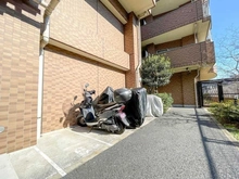 【東京都/港区港南】グランシティ天王洲アイル バイク置場
