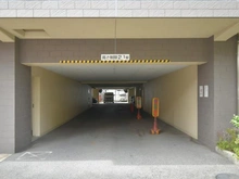 【大阪府/大阪市西区南堀江】リベール南堀江アネックス 駐車場
