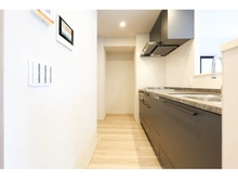 【大阪府/大阪市中央区松屋町】グランドメゾン松屋町駅前 キッチン