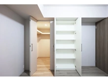 【大阪府/大阪市中央区松屋町】グランドメゾン松屋町駅前 収納