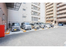 【大阪府/大阪市西区北堀江】ファミール北堀江 駐車場