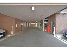 【大阪府/大阪市天王寺区上本町】ステイツ夕陽ヶ丘マナーハウス 駐車場