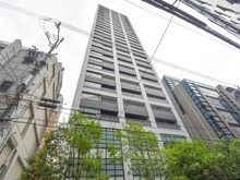 【大阪府/大阪市中央区西心斎橋】ローレルタワー心斎橋 外観