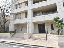 【東京都/足立区北加平町】ヴェレーナ北綾瀬 アプローチ