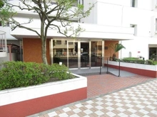 【東京都/江東区亀戸】亀戸リリエンハイム501号室 エントランス