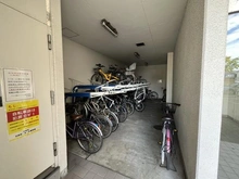【兵庫県/尼崎市潮江】アミング潮江イースト A壱棟 駐輪場