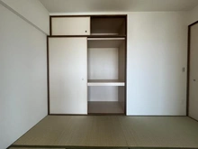 【兵庫県/伊丹市池尻】グランドメゾン伊丹池尻リテラシティ 収納